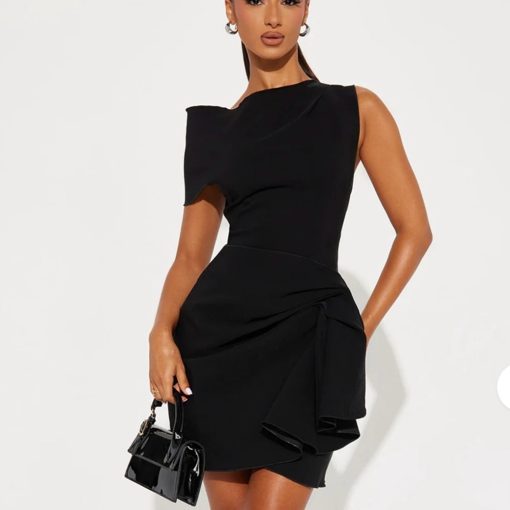 Elegant Black Dress